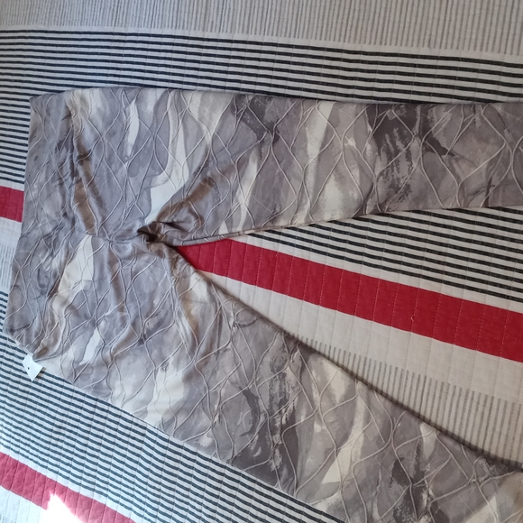 Cacia Grey color pants Medium size - Picture 5 of 5